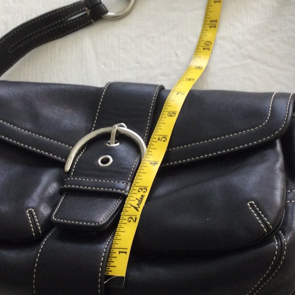 Vintage Coach Soho Black Leather Shoulder Bag - Picture 3 of 8